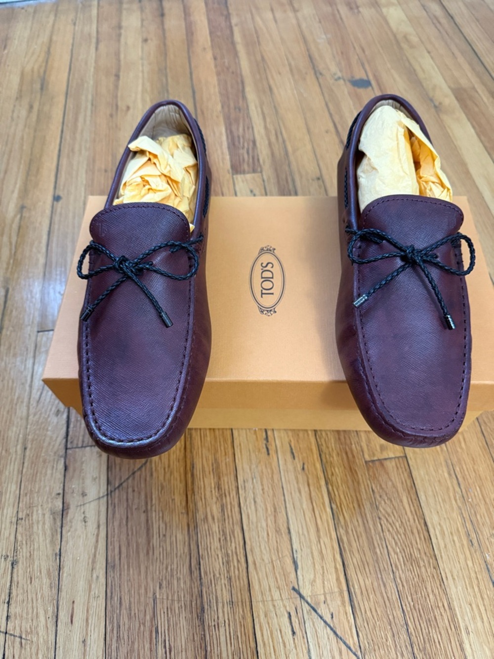 Tod's Burgundy Leather Moccasin Slip-On Loafers with Lace Tie